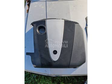 poklopac motora 2.2 za Mercedes Benz C 200