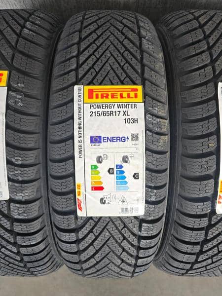 Pirelli 215/65 R17 Zimska