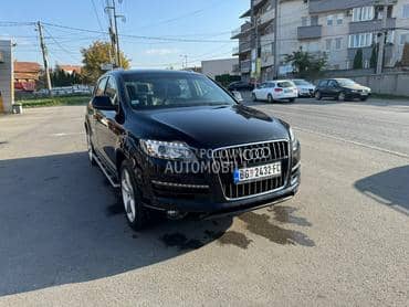Audi Q7 