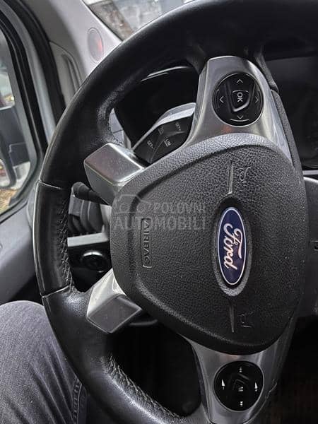 Ford Transit Custom long