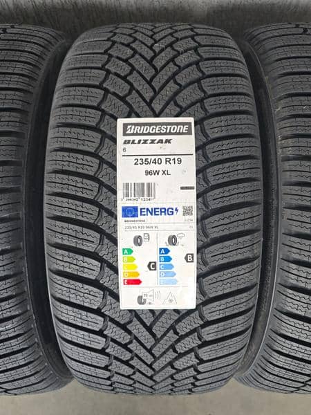 Bridgestone 235/40 R19 Zimska