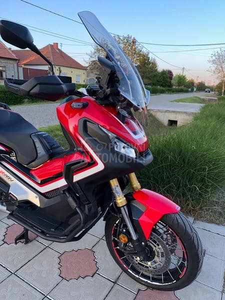 Honda X adv 750