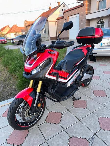Honda X adv 750