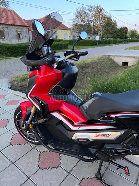 Honda X adv 750