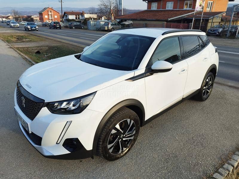 Peugeot 2008 1.5 BLUEHDI ALLURE