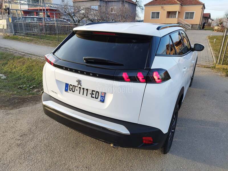 Peugeot 2008 1.5 BLUEHDI ALLURE