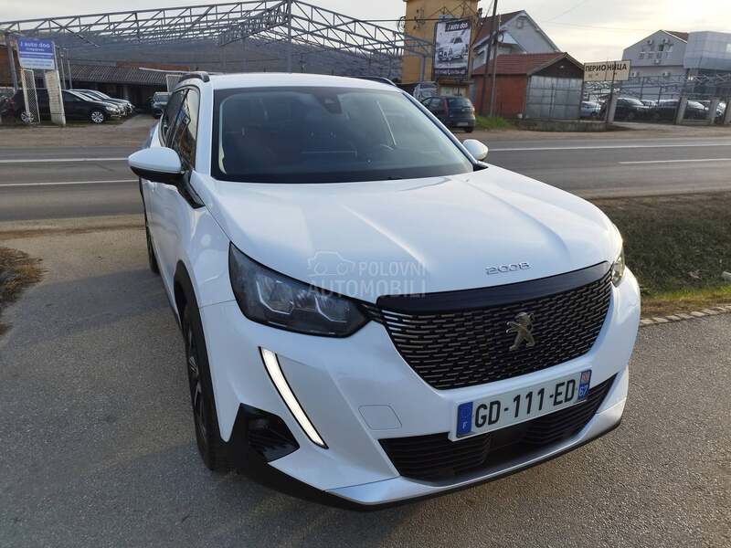 Peugeot 2008 1.5 BLUEHDI ALLURE