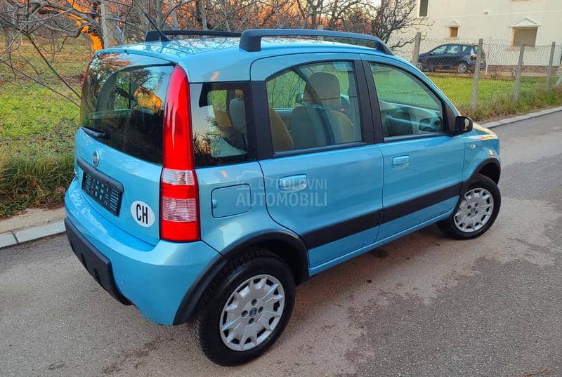 Fiat Panda 1.2 8 v.  4x4 CH