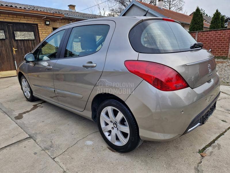 Peugeot 308 1.6 e-hdi AUT.