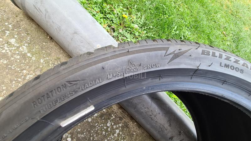 Bridgestone 275/35 R21 Zimska