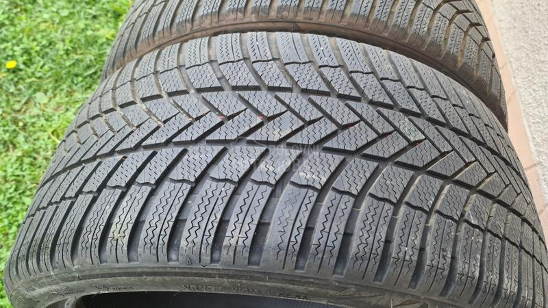 Bridgestone 275/35 R21 Zimska