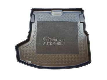 Kadica za gepek limuzina za Toyota Corolla od 2013. do 2018. god.