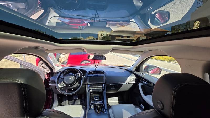 Jaguar F pace R Sport 3.0