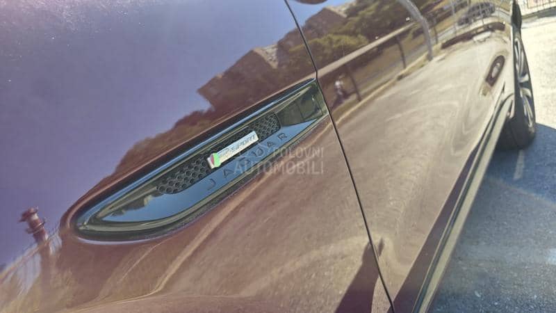 Jaguar F pace R Sport 3.0