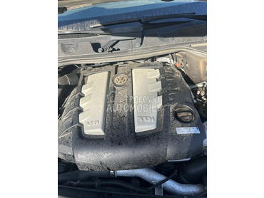 Kompletan motor 3.0tdi za Volkswagen Touareg od 2008. do 2013. god.