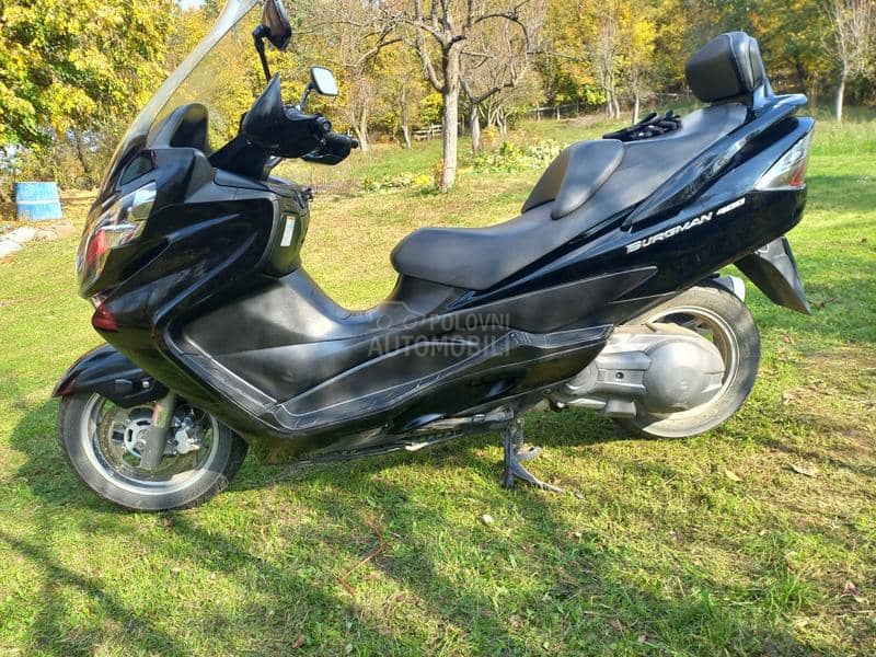 Suzuki burgman 400