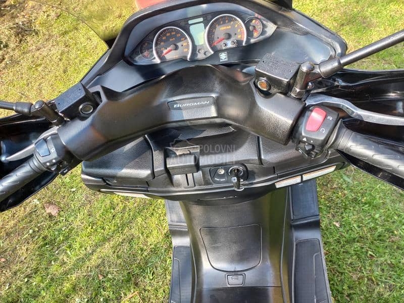 Suzuki burgman 400