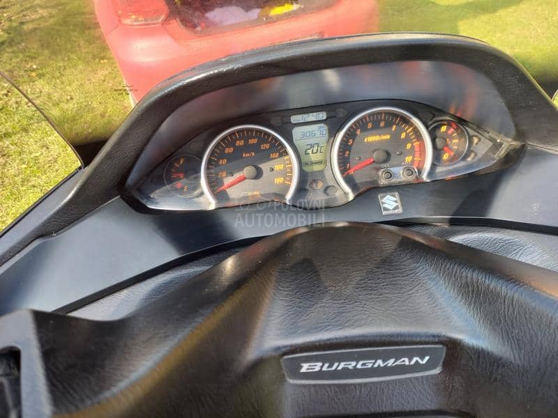 Suzuki burgman 400