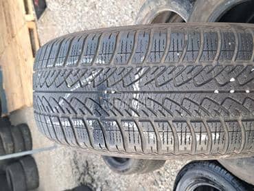 Goodyear 215/60 R17 Zimska