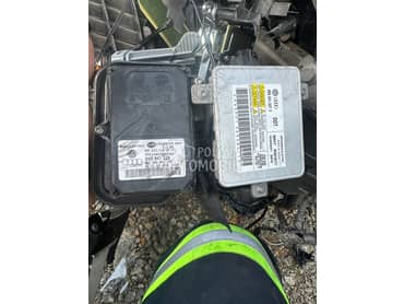 Control farova za Audi Q7 od 2010. do 2016. god.