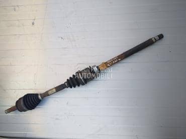 Desna poluosovina za Fiat Grande Punto