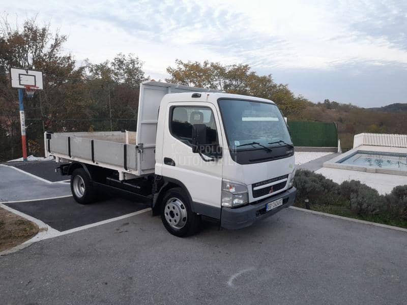 Mitsubishi fuso canter