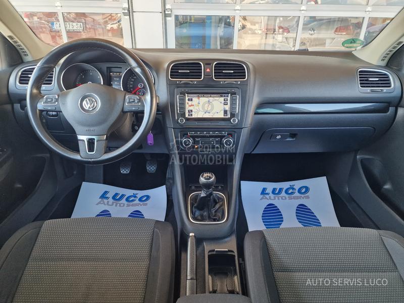 Volkswagen Golf 6 1.6TDI/XENON/KAMERA
