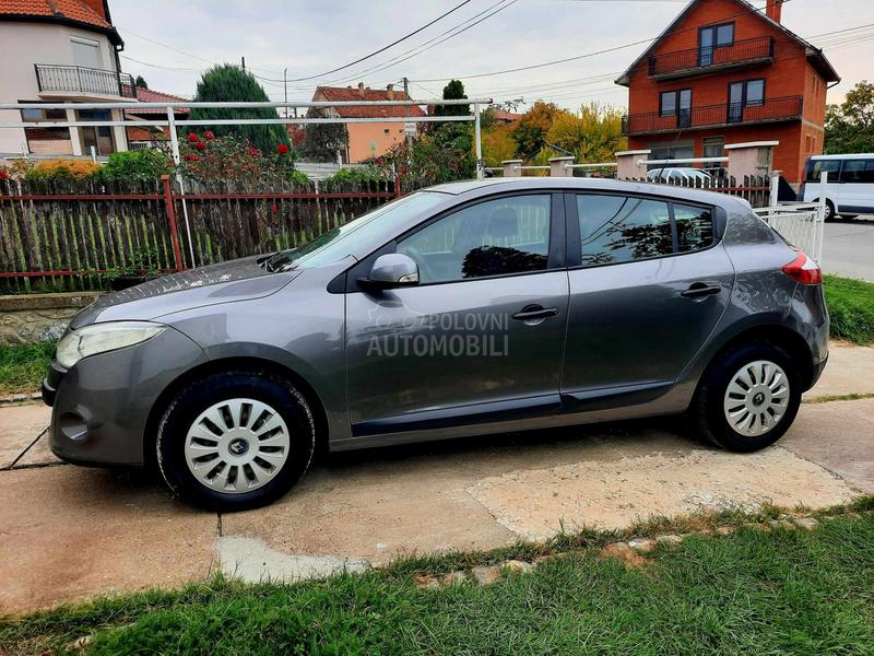 Renault Megane 1.6 16V