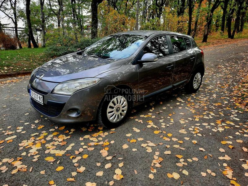 Renault Megane 1.6 16V