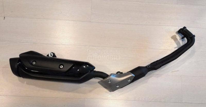 Yamaha T max 560 delovi
