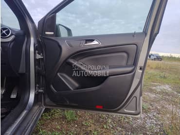 prednja desna vrata W246 za Mercedes Benz B Klasa