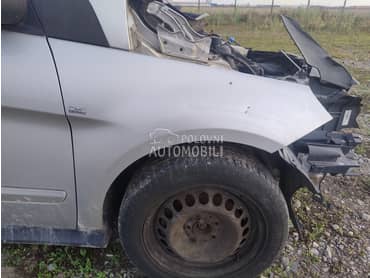 prednje desno krilo w245 za Mercedes Benz B Klasa