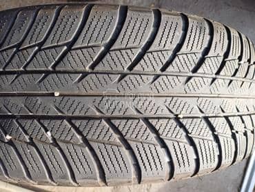 Bridgestone 205/60 R17 Zimska