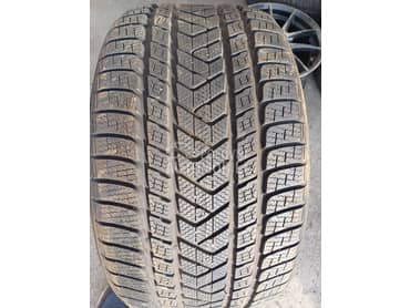 Pirelli 285/30 R21 Zimska