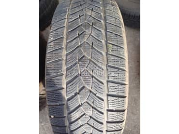 Goodyear 225/60 R17 Zimska