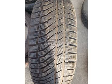 Falken 235/55 R17 Zimska