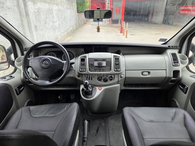 Opel Vivaro 