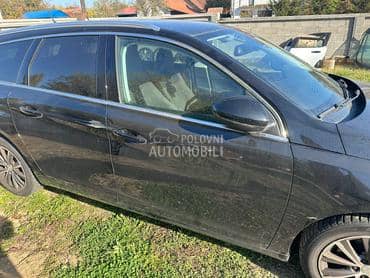 Vrata prednja desna za Peugeot 308 od 2013. do 2019. god.