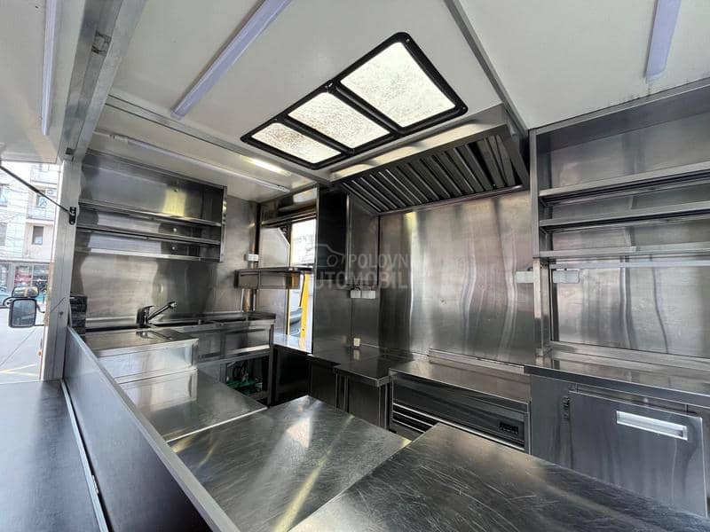 Mercedes Benz Sprinter Food Truck