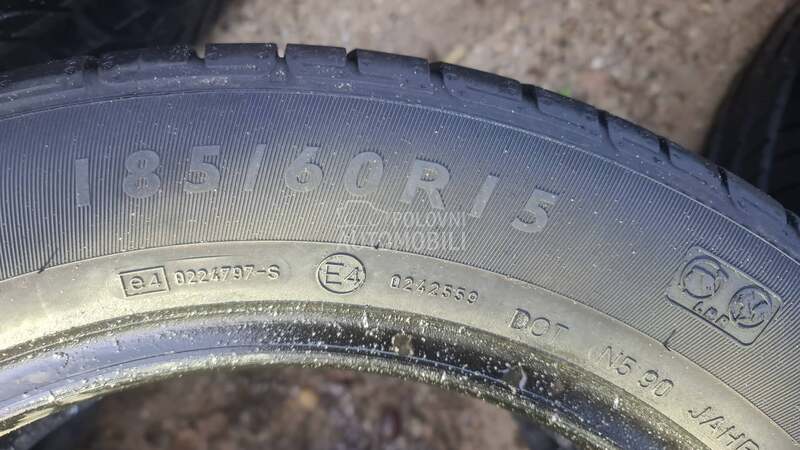 Dunlop 185/60 R15 Letnja