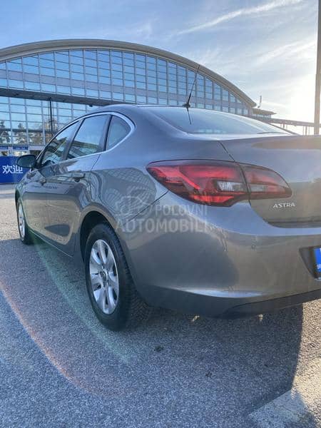 Opel Astra J 1,6 CDTI Enjoy