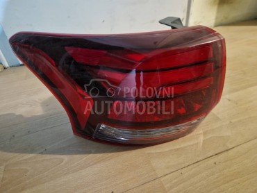 Lampa leva za Mitsubishi Outlander od 2015. do 2022. god.