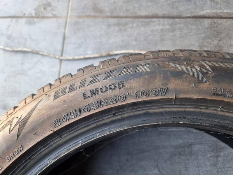 Bridgestone 275/40 R20 Zimska