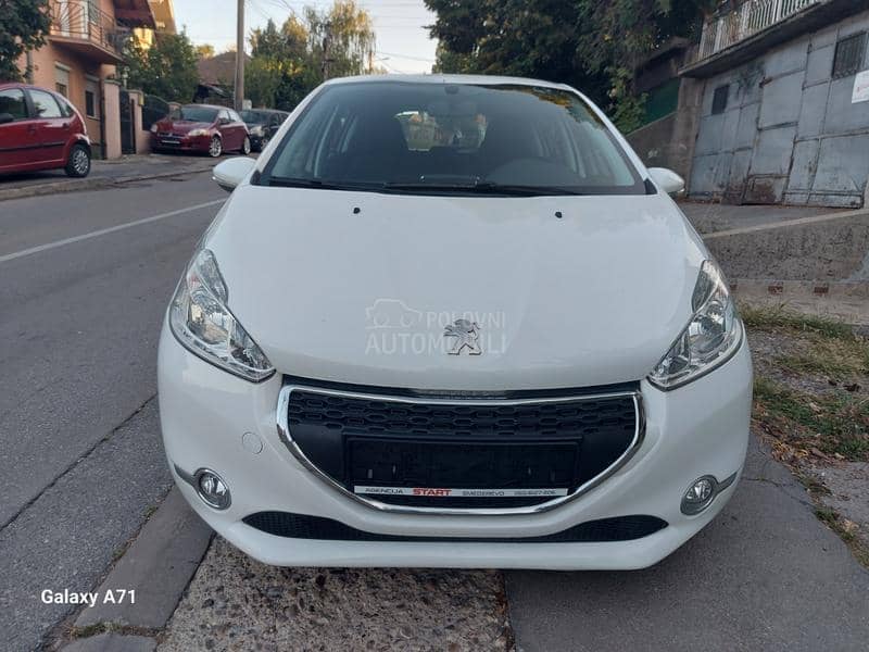 Peugeot 208 1,2 CHROM