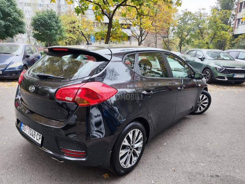 Kia cee`d 1.6