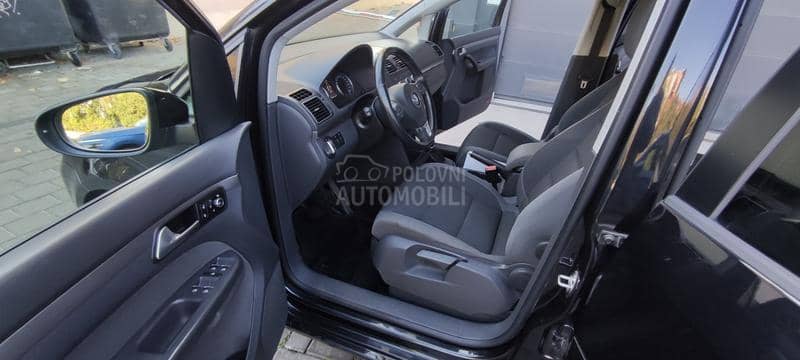 Volkswagen Touran 1.4 tsi