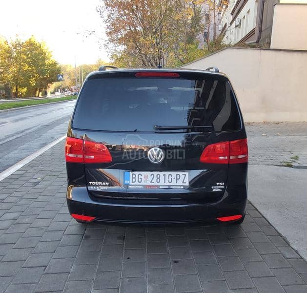 Volkswagen Touran 1.4 tsi