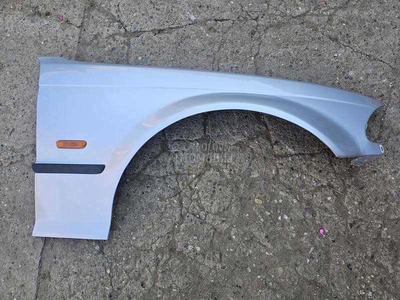 desno krilo e46 pre restiling