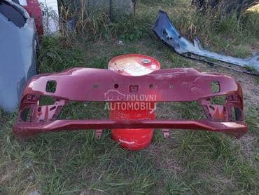 Branik za Toyota Auris