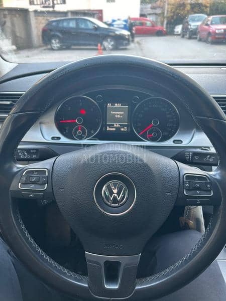 Volkswagen Passat CC 2.0 tdi